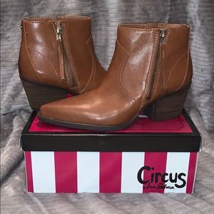 Brand new, never worn! Sam Edelman ankle booties!